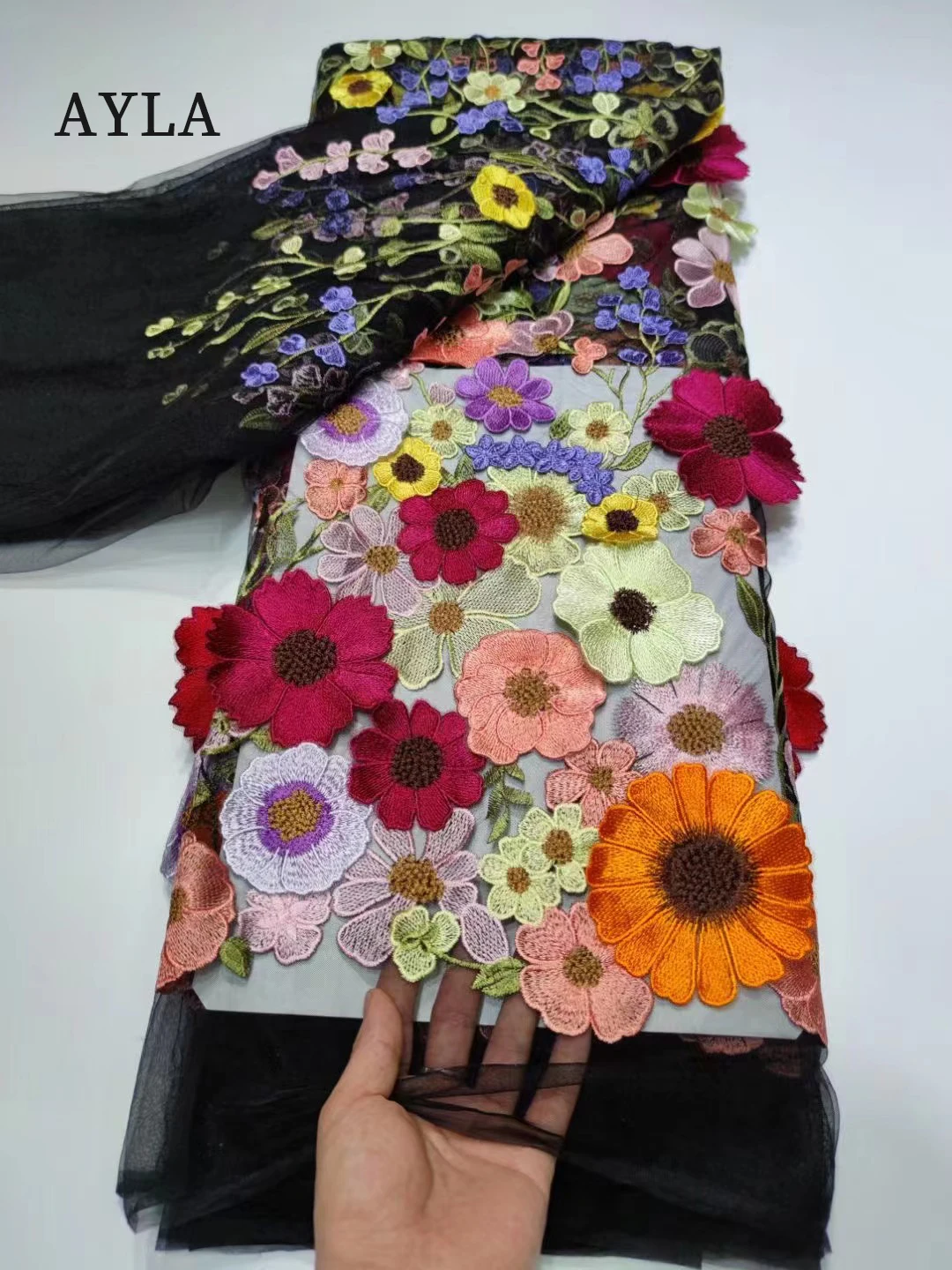 

High Quality 3d Flower Application Embroidery for Sewing Wedding Fabric Nigerian Fabrics African Mesh Tulle Lace Fabric 5 Yards