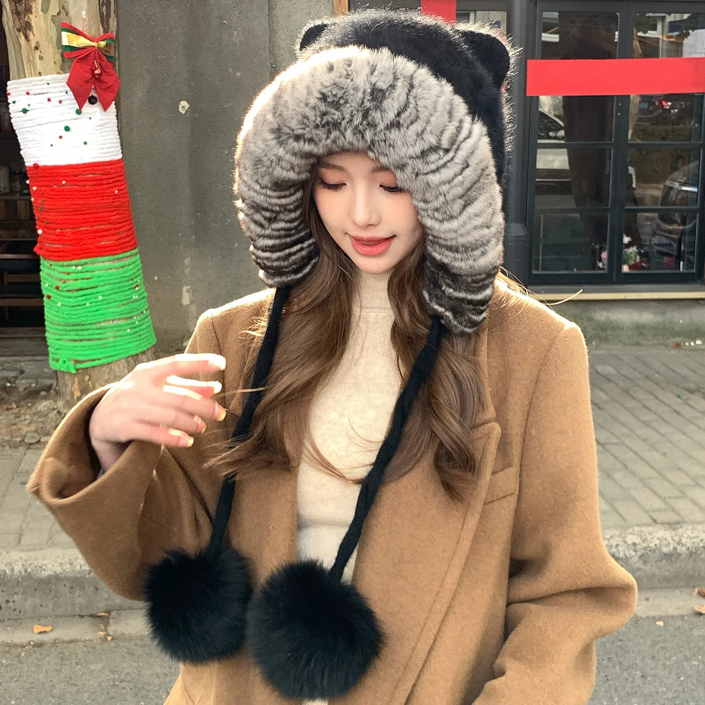

Chinchilla Color real Rex Rabbit Fur Bomber Cap with Fox Pompom Thick Knitted Warm Ear Cover Hat Cat woolen knit cap