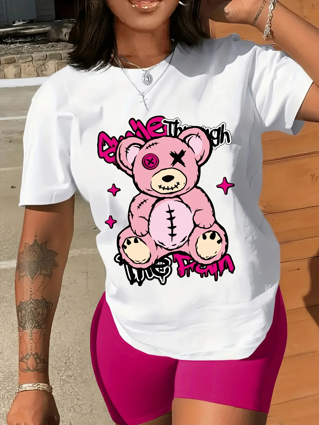 Camiseta con cuello redondo y estampado de oso, pantalón corto informal de manga para primavera y verano, moda estética para mujer