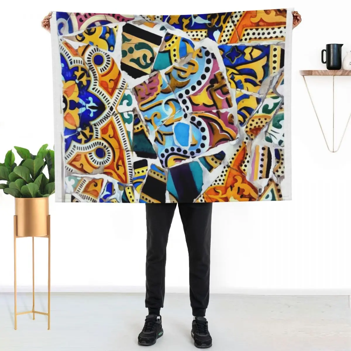Gaudi Barselona mosaic Throw Blanket Soft Warm Blanket Gift for Men Women Adults