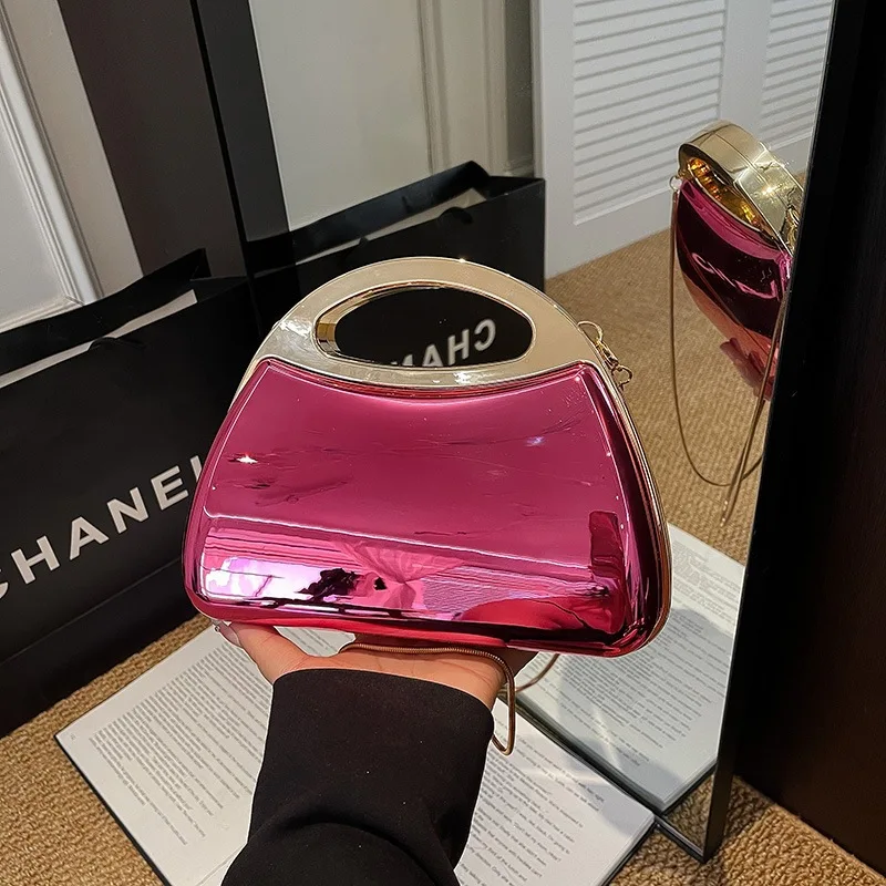 

Акриловая женская сумка 2026: Новая модная глянцевая сумка-кроссбоди с цепочкой для вечерних выходов