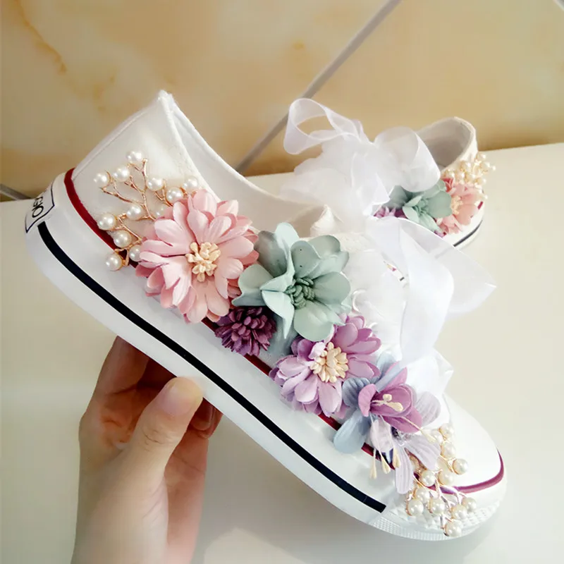 2023 New Korean Fantasy 7 Color DIY Flowers Vulcanized Shoes Pearl Hand-Made Designer Women\'s Rhinestone Platform Canvas Shoes