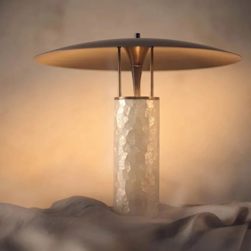 Model villa custom lamp, Italian light luxury antique copper shell desk lamp