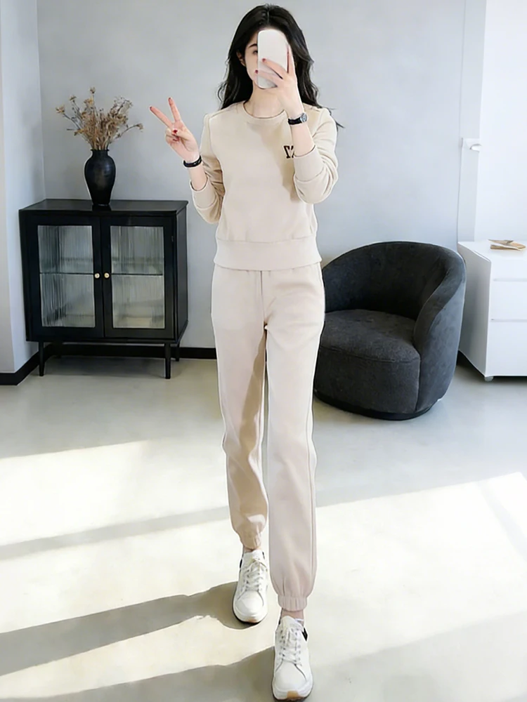 

Модный комплект из свитшота с круглым вырезом и брюк для женщин, весна-осень, новый, удобный, дышащий, хлопковый, из двух предметов.