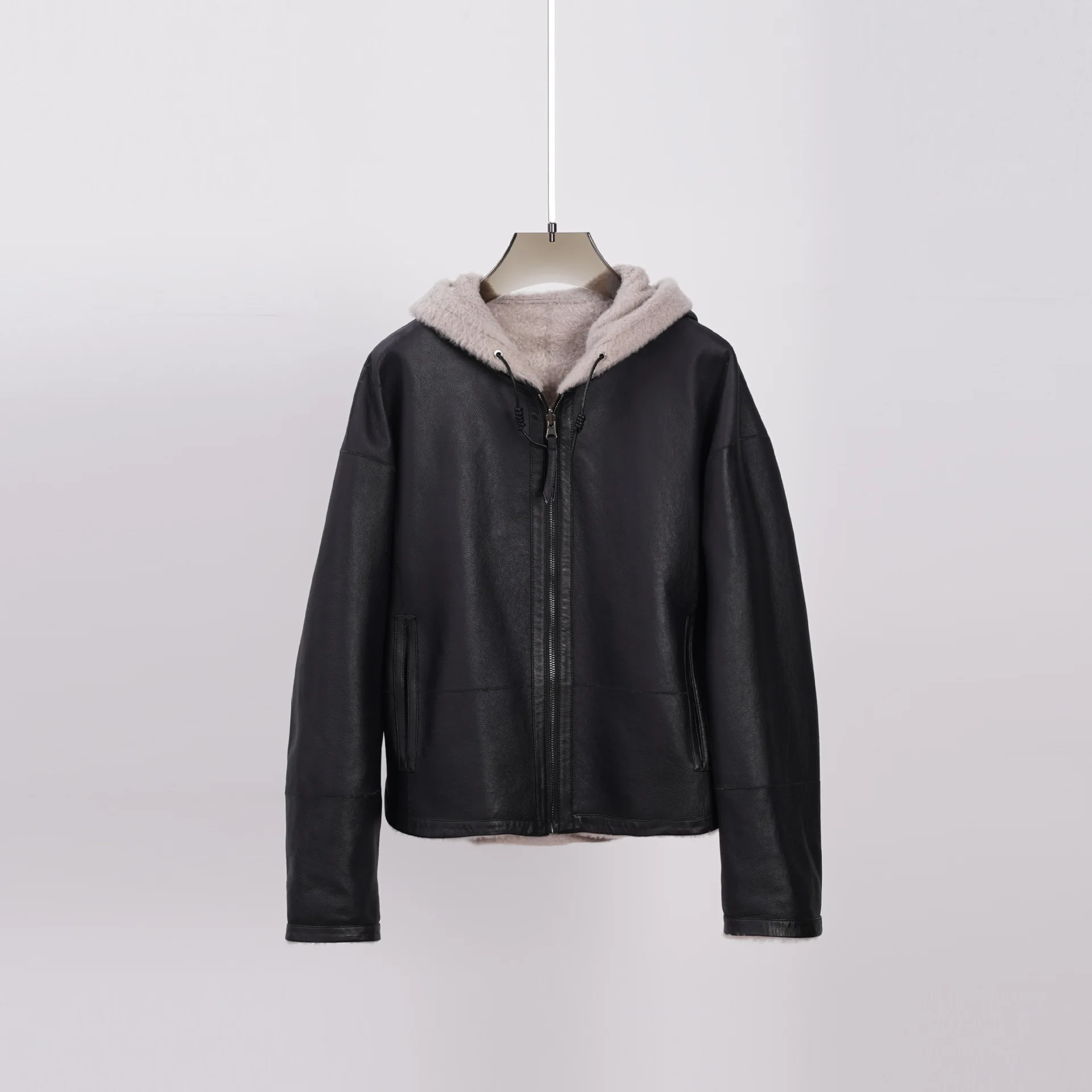 سترة بغطاء للرأس خفيفة الوزن ودافئة قابلة للعكس من جلد الغنم والشتاء مع هيكل سلس