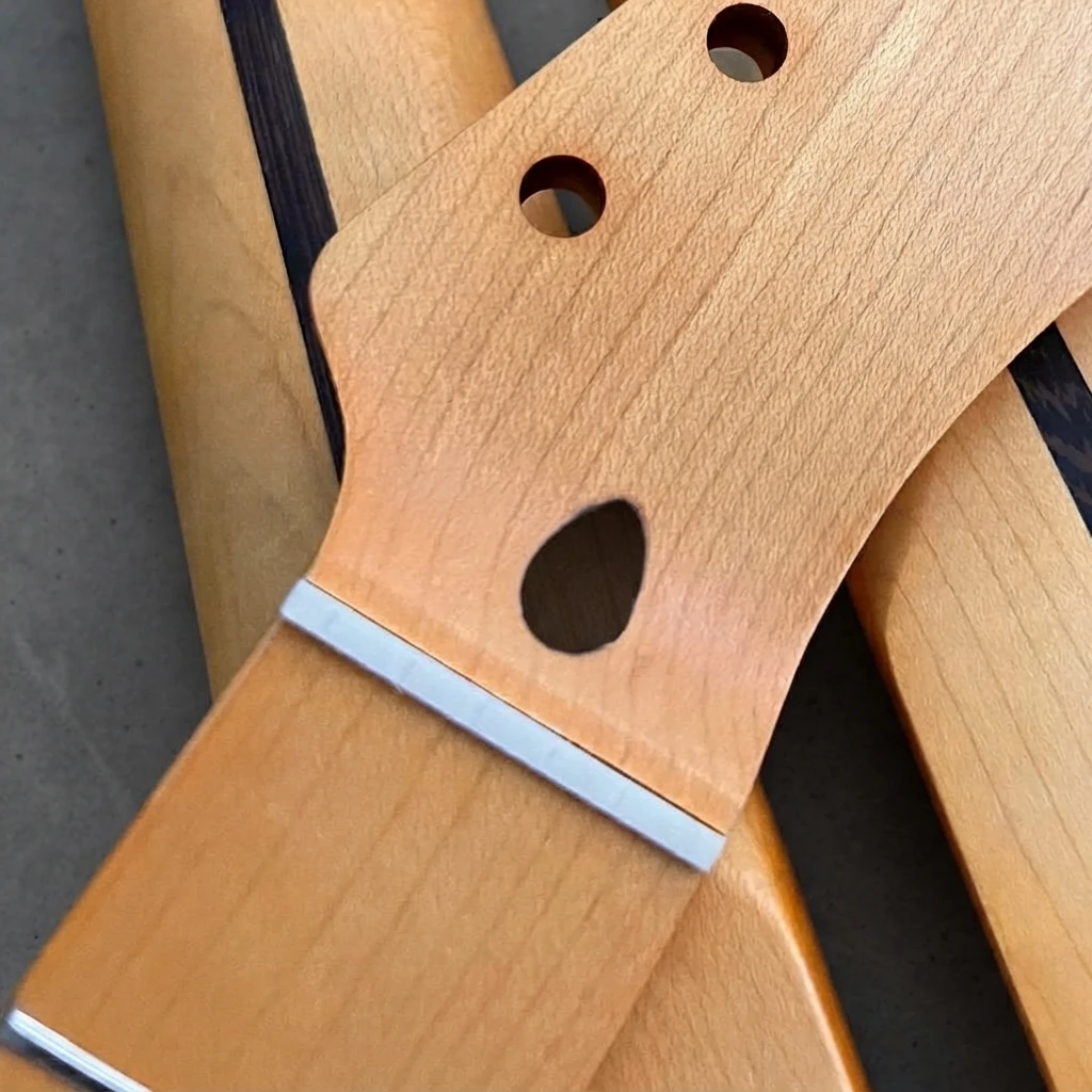 One Piece TL Guitar Neck, 1957 Vintage Style, 21 Frets, Gloss Finish, 56mm Heel, Adjustable Truss Rod for DIY Guitar Projects