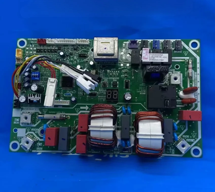 Brand new air conditioning motherboard 17125300003525 circuit board CE-LRSJ-V50/N8-360. D.1.3.1-1