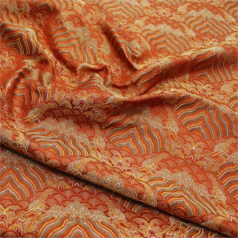 Чонсам в китайском стиле, украшенный шелковой тканью, декоративными подушками ручной работы, жаккардовая парча, море.