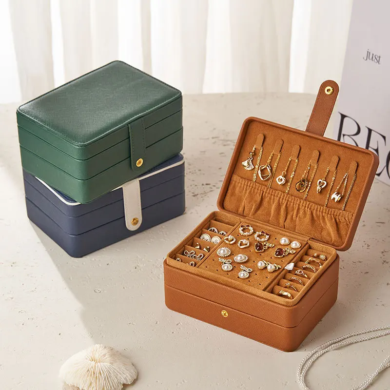 

Упаковка для хранения ювелирных изделий и упаковка с подарочной коробкой в стиле ретро. Высококачественные многослойные серьги и браслеты с защитой от окислений.