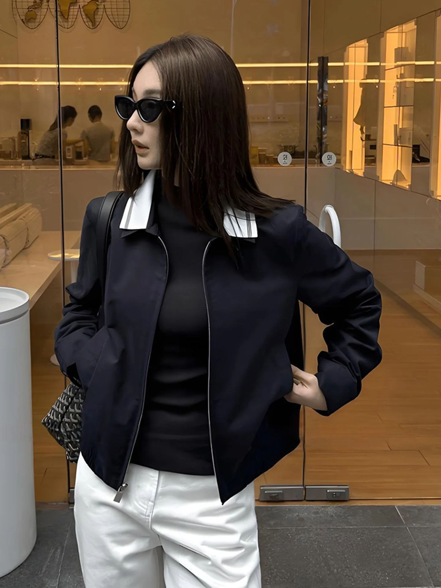 

Универсальная женская куртка Ele: модная зимняя верхняя одежда с молнией, свободный крой, длинный рукав, воротник, от высококачественного бренда