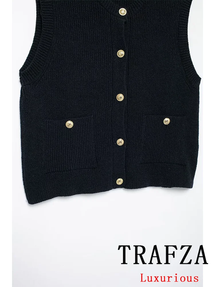 TRAFZA Vintage Casual Vest Solid O-Neck Sleeveless Single Breasted Knitted Buttons Sweaters Fashion 2024 Autumn Female Cardigans