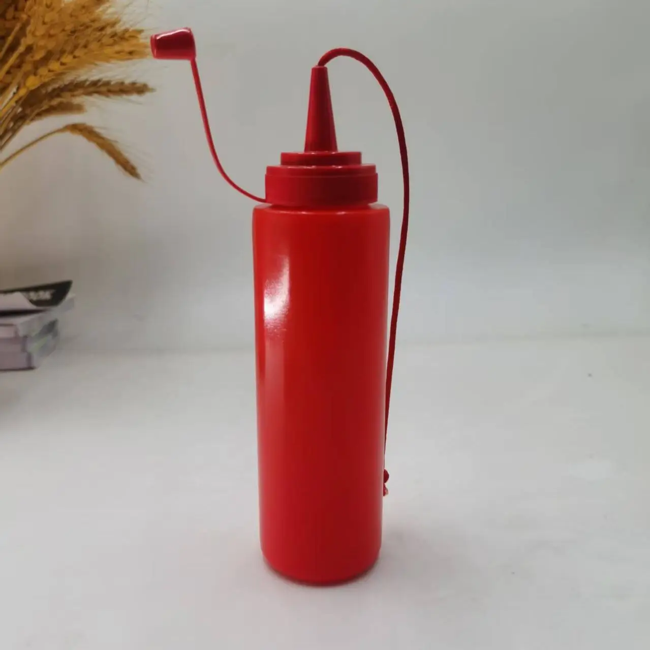 Teasing Tomato Salad Dressing Bottle Prank Creative Toy Empty Bottle Portable EDC Tool
