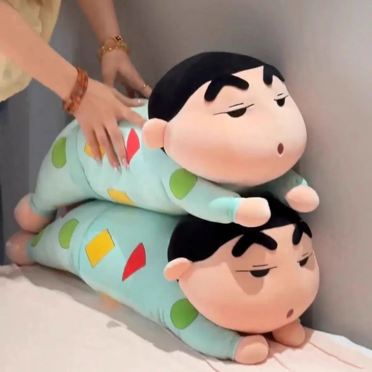 

New Crayon Shin-Chan 65cm Large Plush Doll Lying Pose Stuffed Animal Ultra-Soft Cartoon Body Pillow For Sleep & Decor Kids Gifts