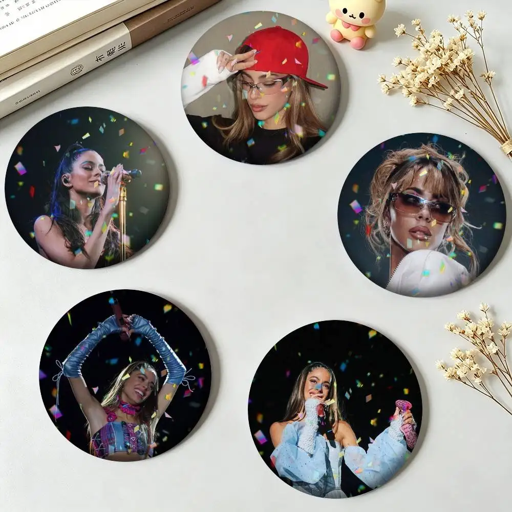 P-Popular Argentine Pop Star Tini Stoessel  25mm 32mm 44mm 58mm 75mm Brooches Badges Pins for Accessories Gift