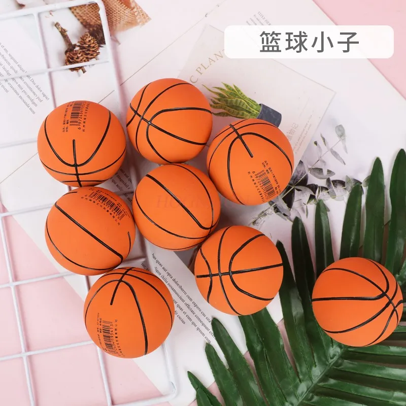 Mini pelota de baloncesto colorida para niños, pastel de fútbol, decoraciones decorativas, modelos de juguete para niños, bolas elásticas de goma, bolas huecas