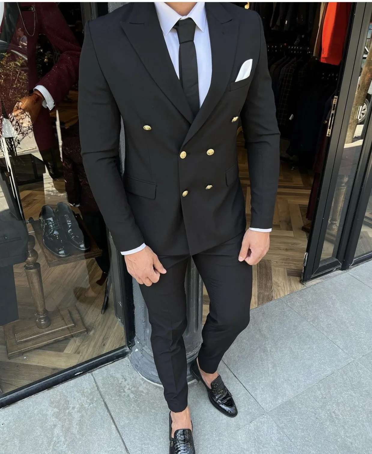 Trajes negros para hombre, ropa de novio para boda, esmoquin ajustado para fiesta, trajes formales, Blazer (chaqueta + Pantalones), botones dorados 2023