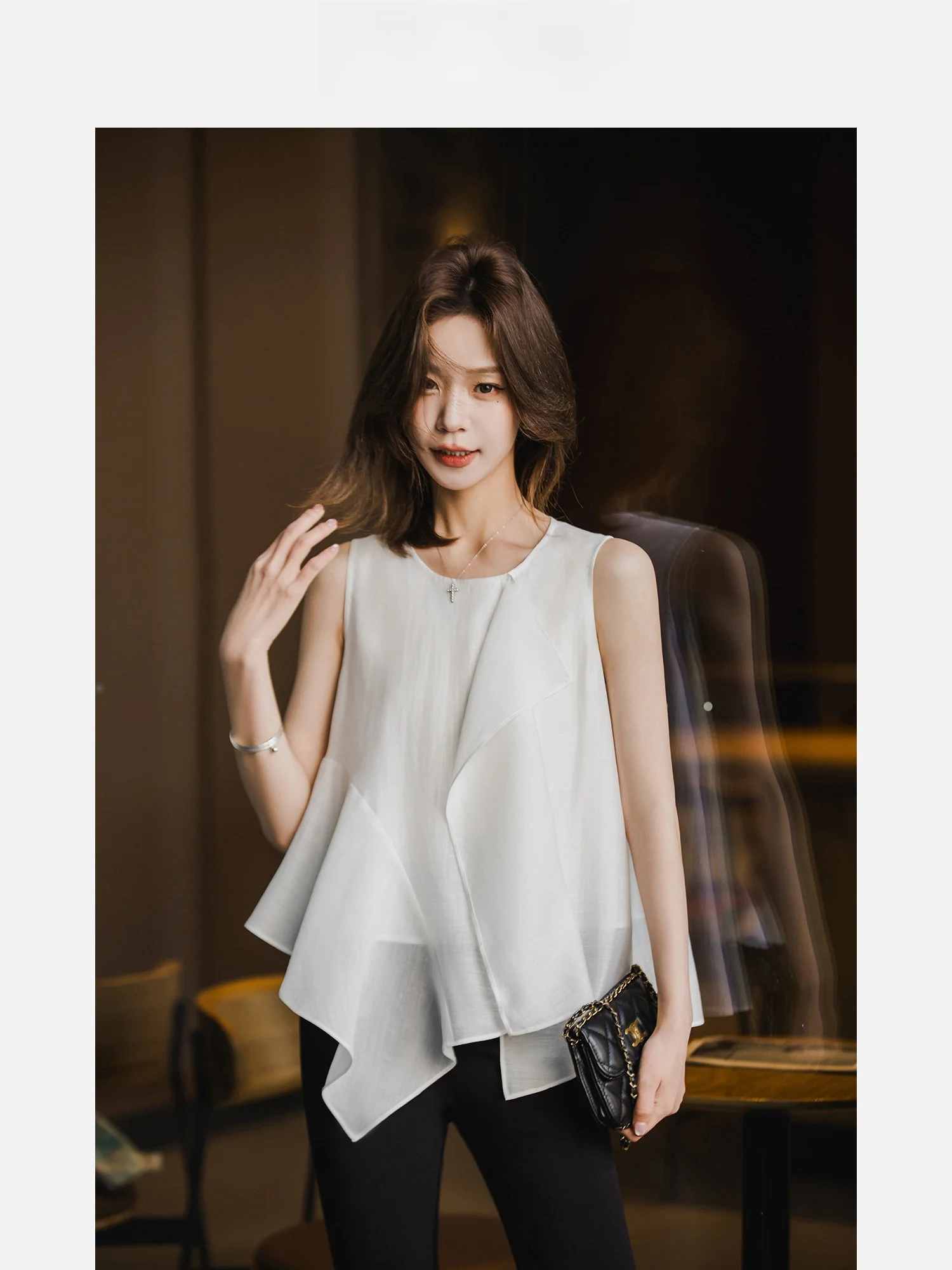 

White Sleeveless round Neck T-Shirt Women's Spring Summer New Style Regular Hem Short Top Little Grain Light Cloud Small Shirt