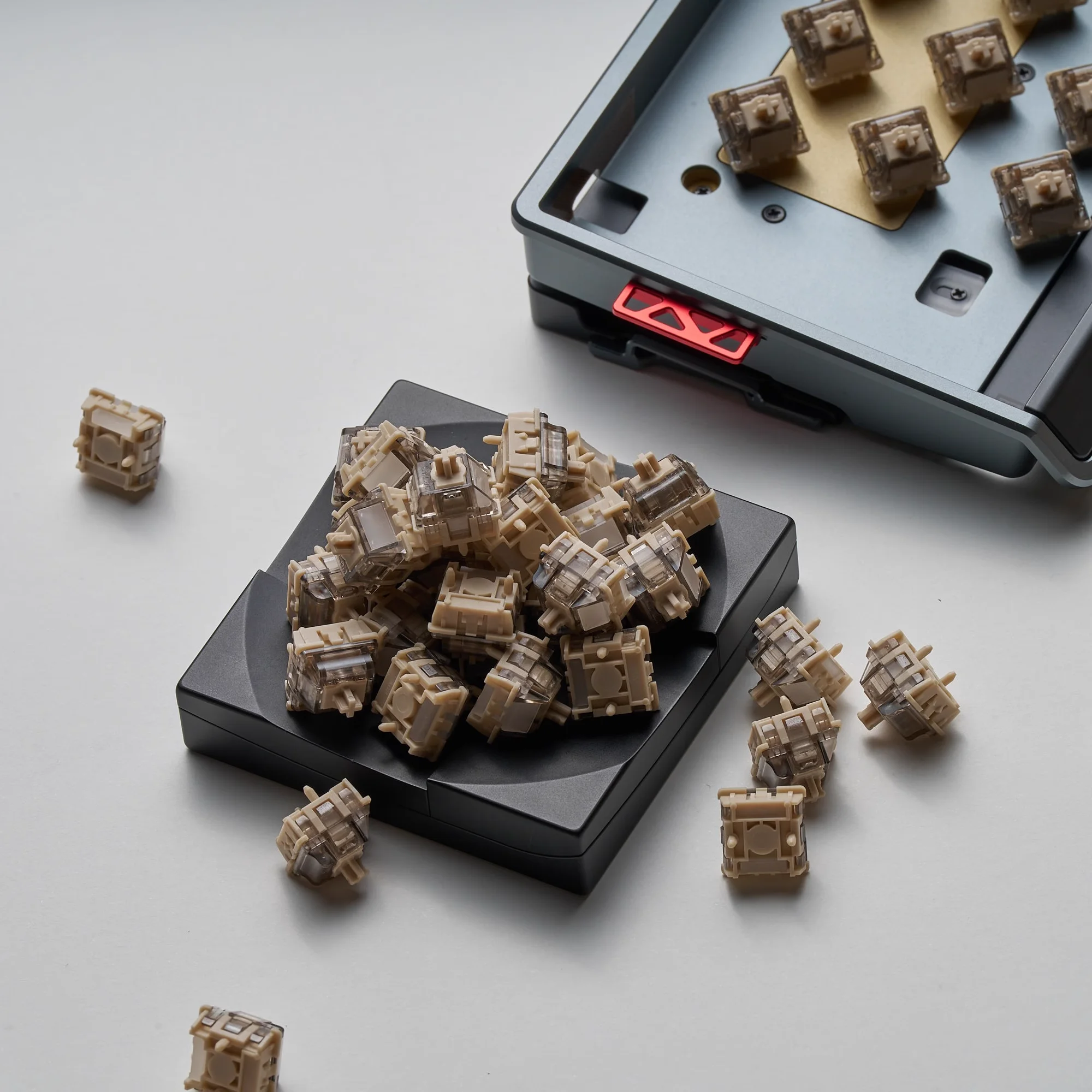 Owlab Ti HE التبديل المغناطيسي قاعة تأثير التبديل لوحة المفاتيح 40/50gf التبديل ل Wooting 60 /MAD 60 HE / ATK / Made68 لوحة مفاتيح الألعاب