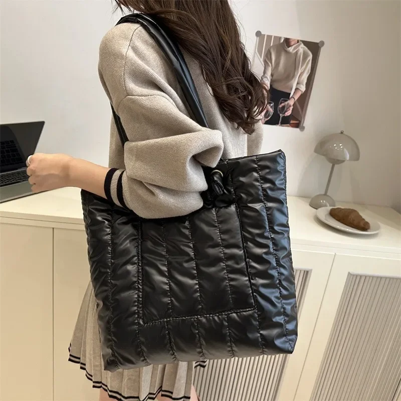 2025-nova-moda-simples-bolsa-de-ombro-para-mulheres-grande-capacidade-na-moda-casual-bordado-fio-clipe-algodao-sacolas
