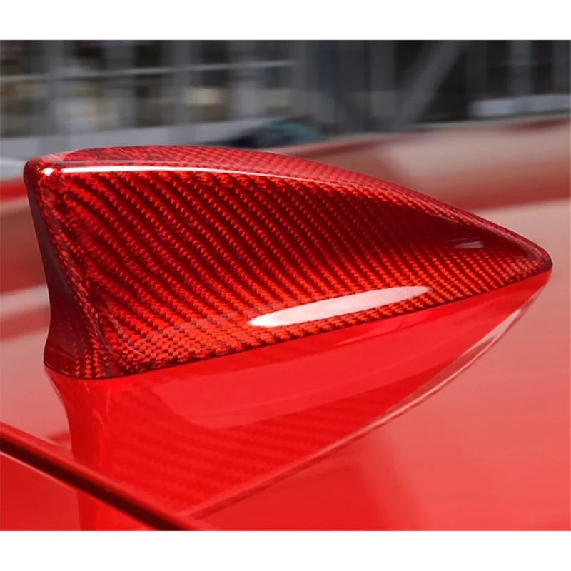 

Для Honda Civic 11-го поколения (седан, хэтчбек, Type R) 2022 года и новее: Накладка на антенну в виде плавника акулы из настоящего сухого карбона, элемент тюнинга кузова