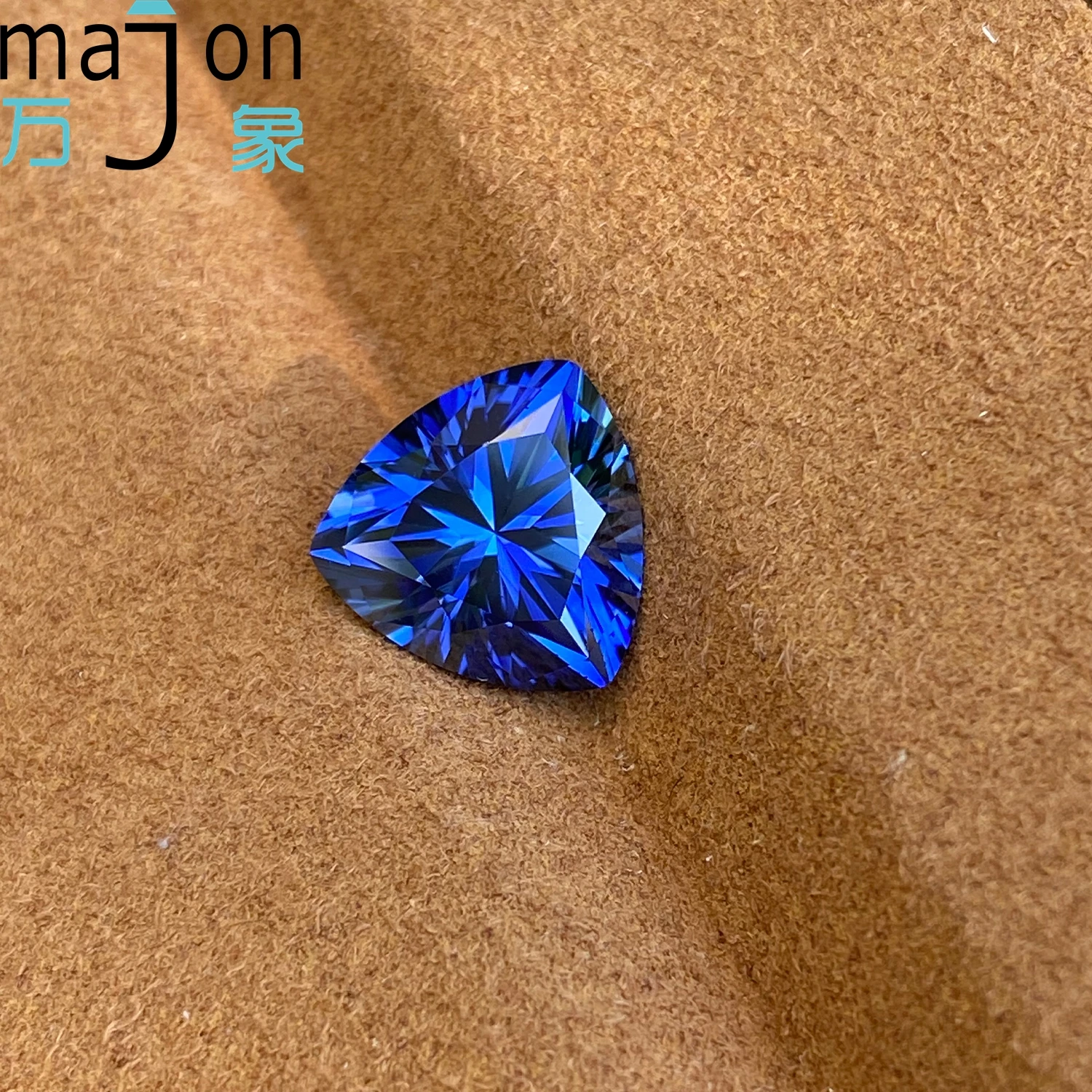 New Hand-cutting 4.52CT Lab Grown Sapphire Trillion Cut Gemstone for Charms Advanced Jewelry Making Materials DIY