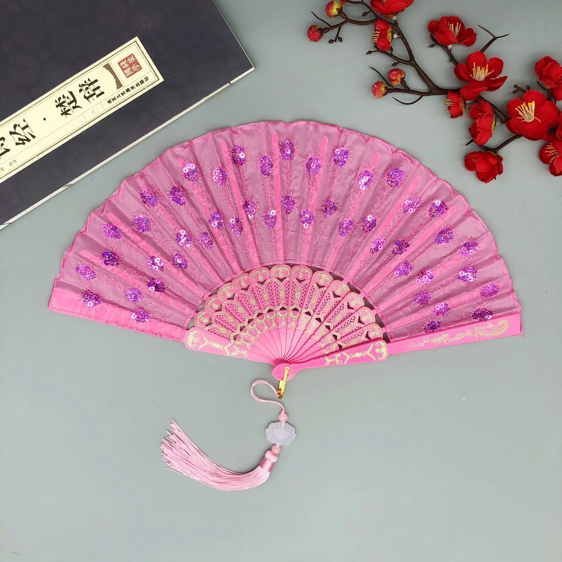 Borduurwerk Pailletten Vouwen Fan Chinese Stijl Lolita Dance Hand Fan Met Hanger Gift Kostuum Accessoires Wedding Party Decoratie