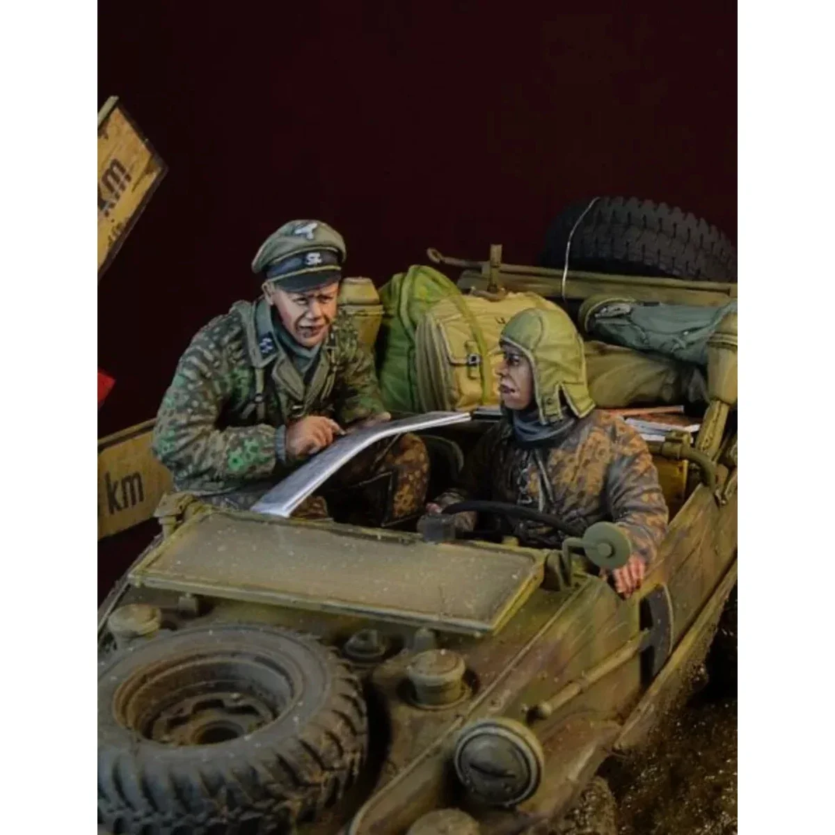 1/35 Resin figure unpainted model kit, German soldier (4 people with luggage, no car) unassembled and unpainted GK,