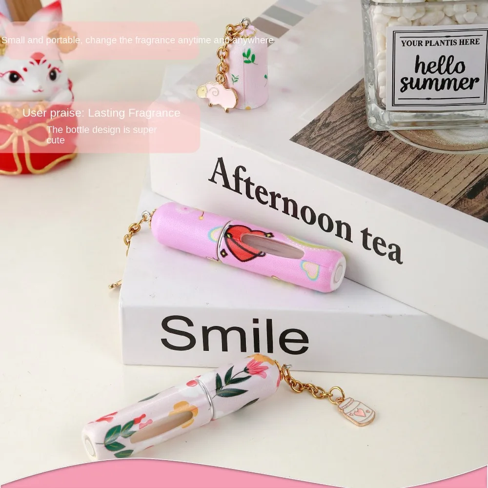 زجاجة رذاذ محمولة قابلة لإعادة الملء سعة 5 مل على شكل زهرة مع حاويات مستحضرات تجميل فارغة مع قلادة رذاذ رذاذ صغير