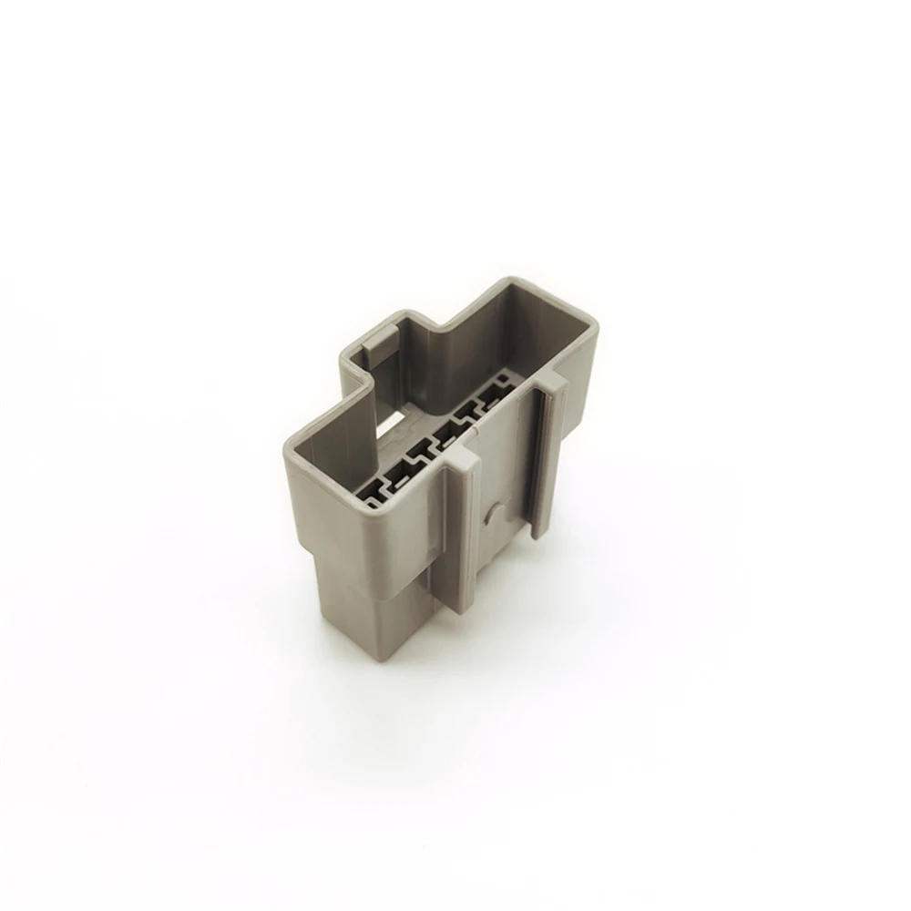 7122-6387-40 8 Pin Unsealed Automotive Connector Male 91 M-LC Series 6.3mm PBT Light Gray 20A for Power Wiring