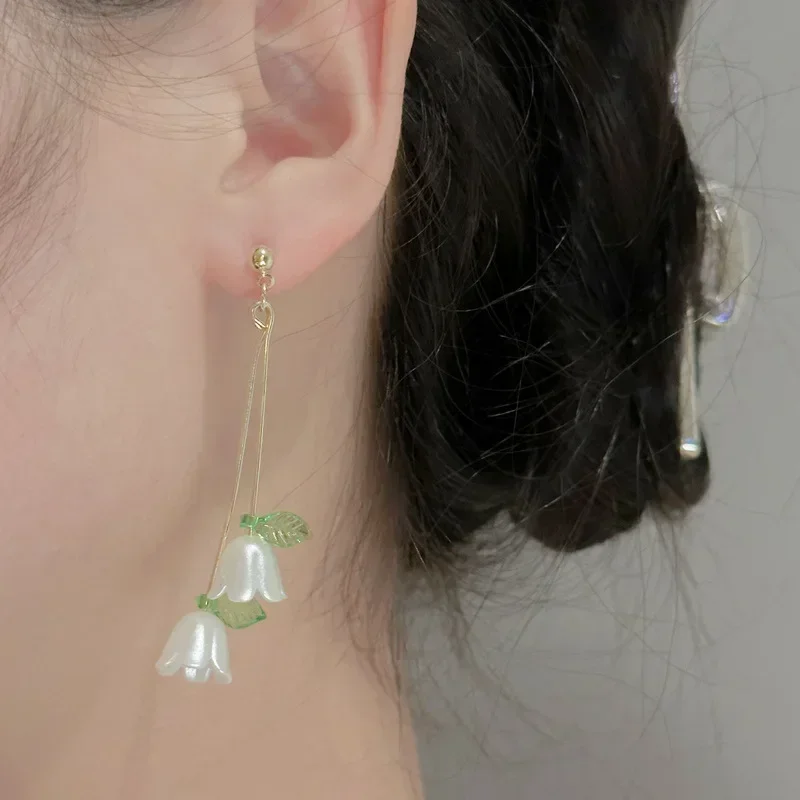 Korean lily of the valley earrings women's pastoral fresh green niche high-end design stud earrings