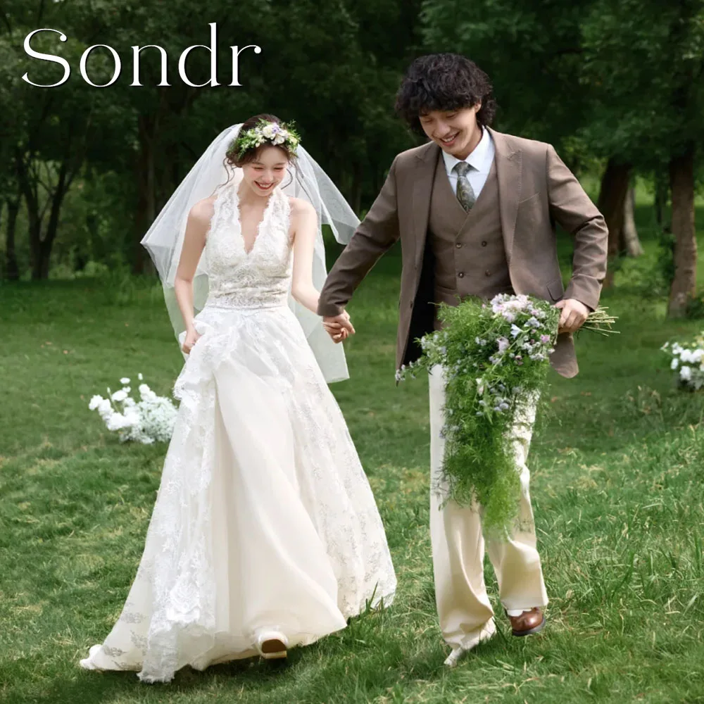 

Sondr Customized Vintage Lace Korean Wedding Snap Dresses V-Neck Sleeveless A Line Bridal Party Gown Reception Dresses