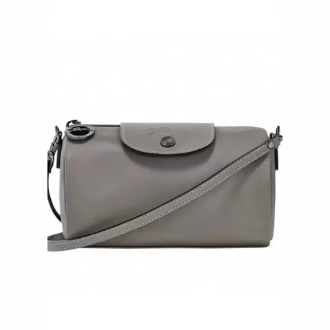 새로운 봄/여름 Longxiang 가방, 싱글 숄더 라운드 버킷 백, 베개 가방, 하이 엔드, 틈새 레저 통근 여성용 가방