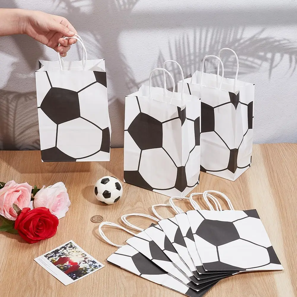 Fußball-Partygeschenk-Papiertüte, Fußball-Themenparty-Geschenktüte mit Griffen, Fußball-Goodie-Tasche, Süßigkeitentüte, Partyzubehör, 10 Stück/20 Stück – Detail 6