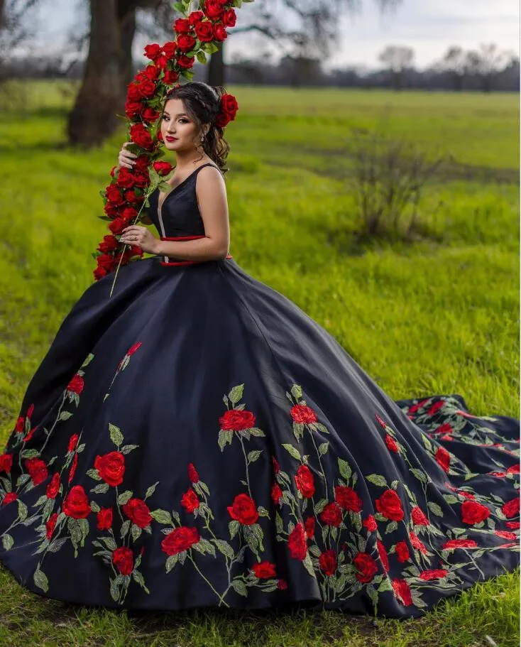 Vestido de quinceañera negro con bordado Floral, traje de 15 años, color rojo, fiesta de graduación, 2024