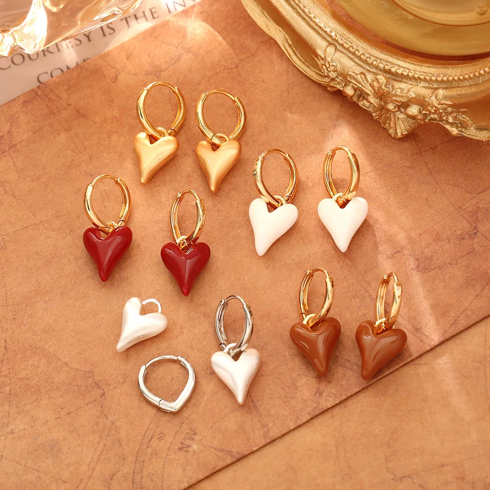 

Anchor red drip glaze love earrings, high-end, light luxury, unique temperament earrings, fashionable and versatile earrings