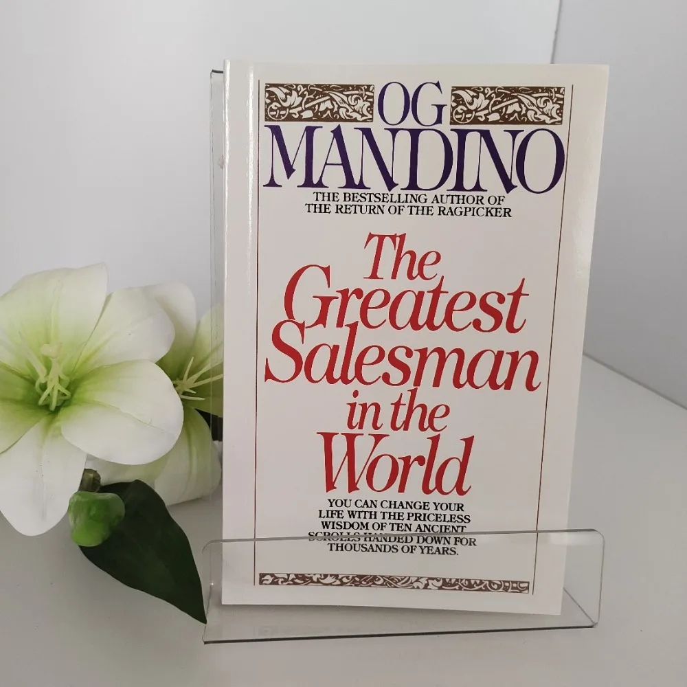 o-maior-vendedor-do-mundo-por-og-mandino--o-bestseller-atemporal-sobre-os-dez-rolos--um-classico-que-muda-a-vida