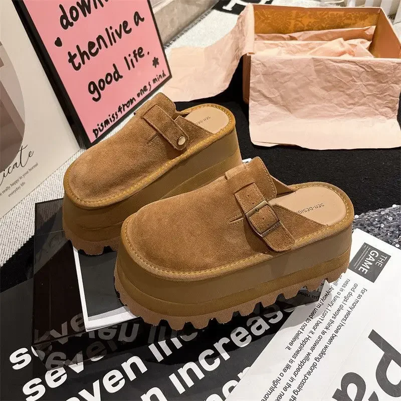 2024 Thick Soled Height Boost Boken Shoes for Women 8CM Thick Bottom Baotou Slippers Lazy Shoes Round Head Classic Muller Shoesl