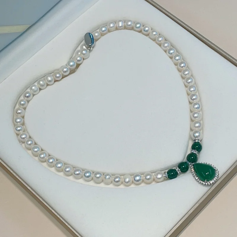 

Freshwater Pearl Necklace Female Chalcedony Pendant Neck Jewelry Nearly