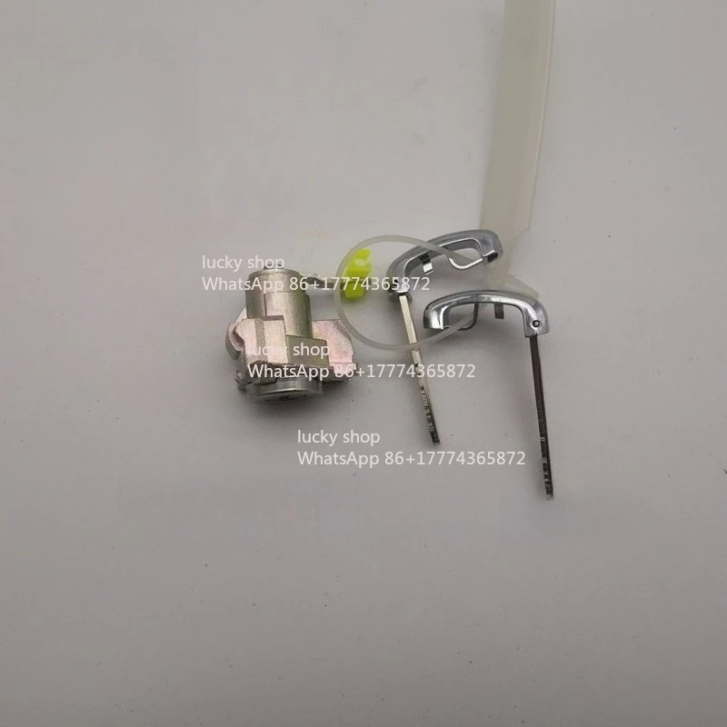 

Full Car Lock Small Key Mechanical Embryo Brand New