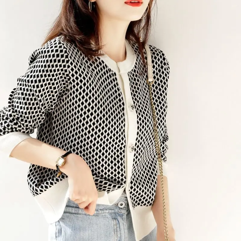 Autumn Winter Long Sleeve Button Checkered Round Neck Contrast Color Cardigan Sweater Knitted Elegant Coats Fashionable Tops