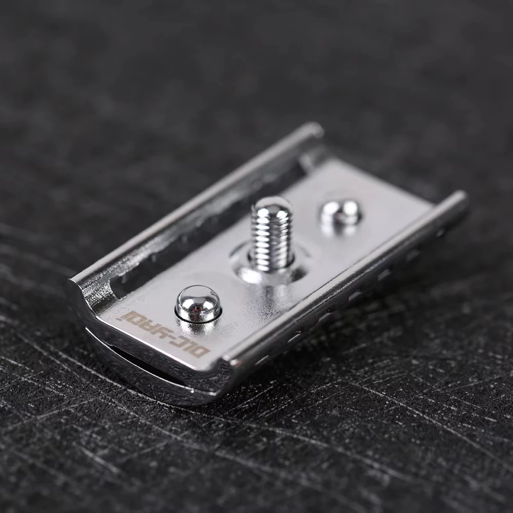 Yaqi ماتي كروم اللون KNIGHT-HELMET رأس ماكينة حلاقة آمنة للرجال شفرات الحلاقة الفولاذ المقاوم للصدأ سلامة الحلاقة رئيس