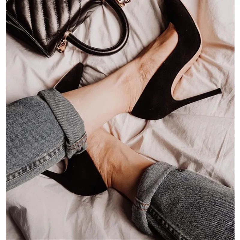 

Black shallow pointed toe shoes, slim heels, high heels, work shoes, suede, slim heels, comfortable, professional single shoes