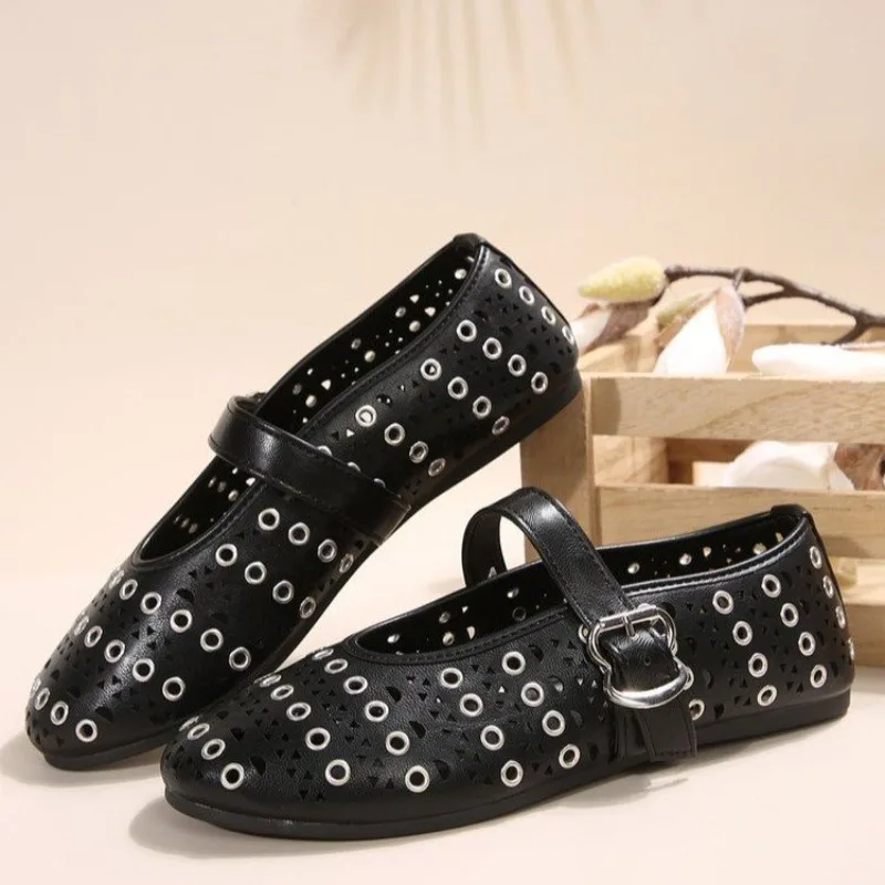 Fashionable Mary Jane Flat Shoes with Rivet Design Heavy Embellishment Single Strap Women's Footwear Breathable Comfortable
