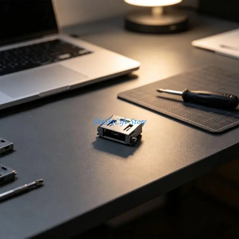 E65E Single Laptop Charging Input Piece for Y7000 Port Service Needs Use