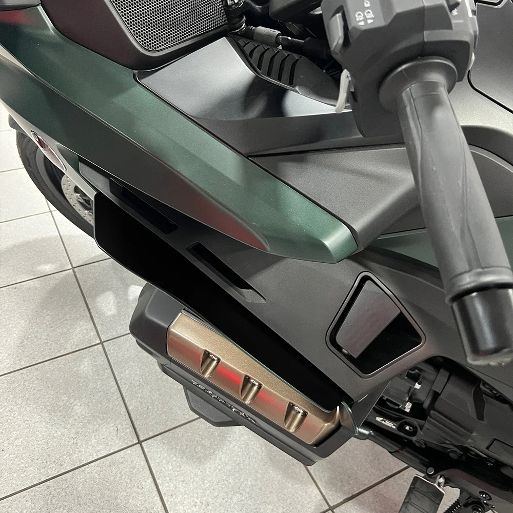 Motorcycle Lower Air Deflector For Honda Gold Wing GL1800 Tour 2018-2025 Improve Riding Comfort Wind Deflector