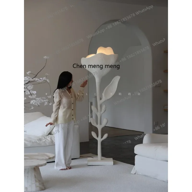 

Rose flower lamp French atmosphere floor lamp living room high-end flower fiberglass art sculpture ornament