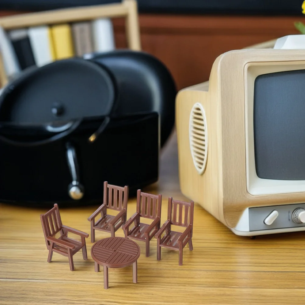 2 Zestawy Miniaturowych Krzeseł Stołowych, Wyrafinowane Plastikowe Meble do Domku dla Lalek, Dekoracja Mikro-Krajobrazu, Rekwizyty