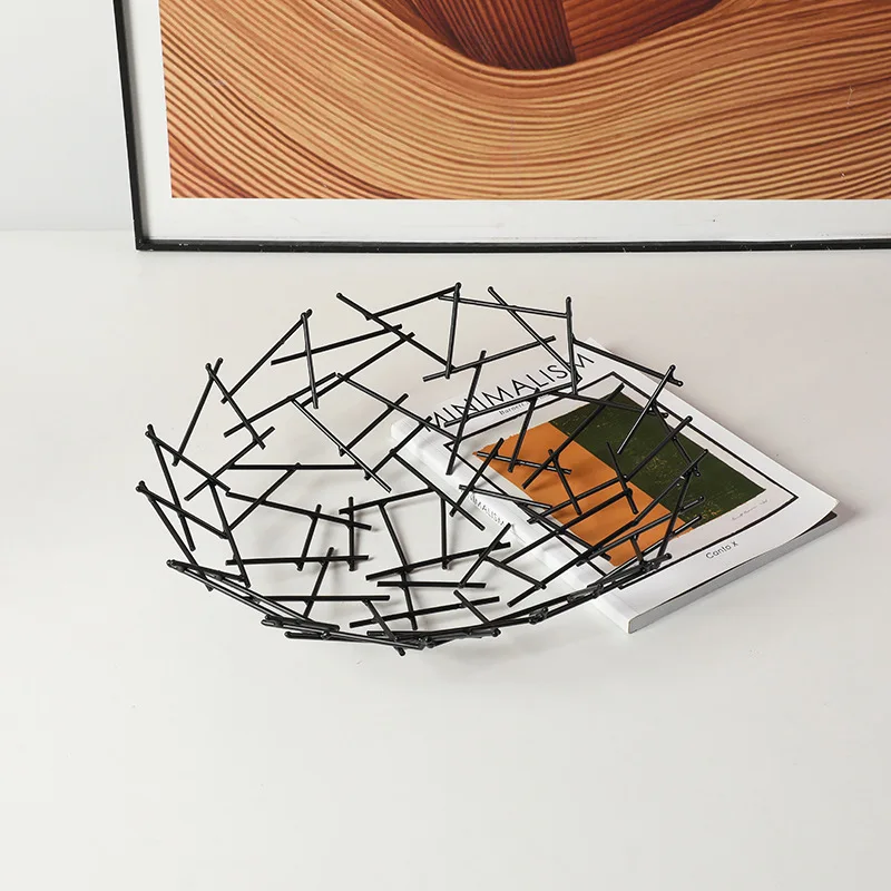 Geometric lines metal fruit basin model room living room dining table creative home storage plate ornament