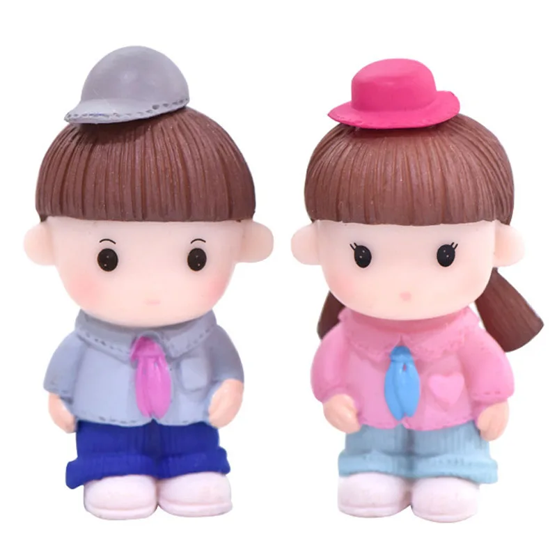 

10PCS Plastic Crafts Hat Couple Doll Key Chain Pendant Miniatures Figurines Fairy Garden Figures Wedding Dolls Valentine's Day