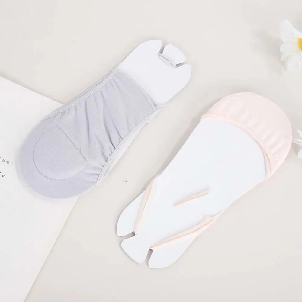 Soft With Cotton Pad Forefoot Socks Invisible Breathable Half Palm Hosiery Elastic Shallow Mouth Sling Socks for Women Summer